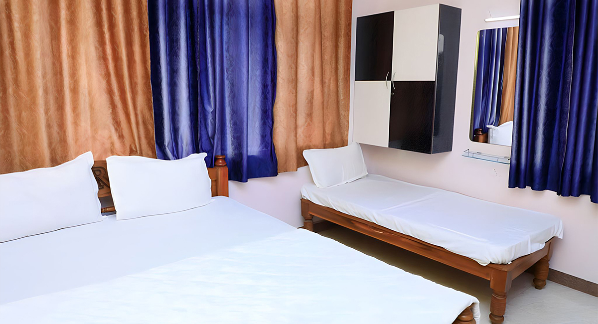 Super Deluxe A/C Room in Meenambakkam|Thiruneermalai